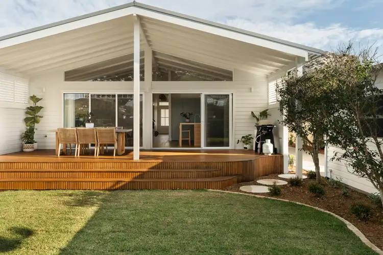 18 Stewart Street, The Entrance North NSW 2261