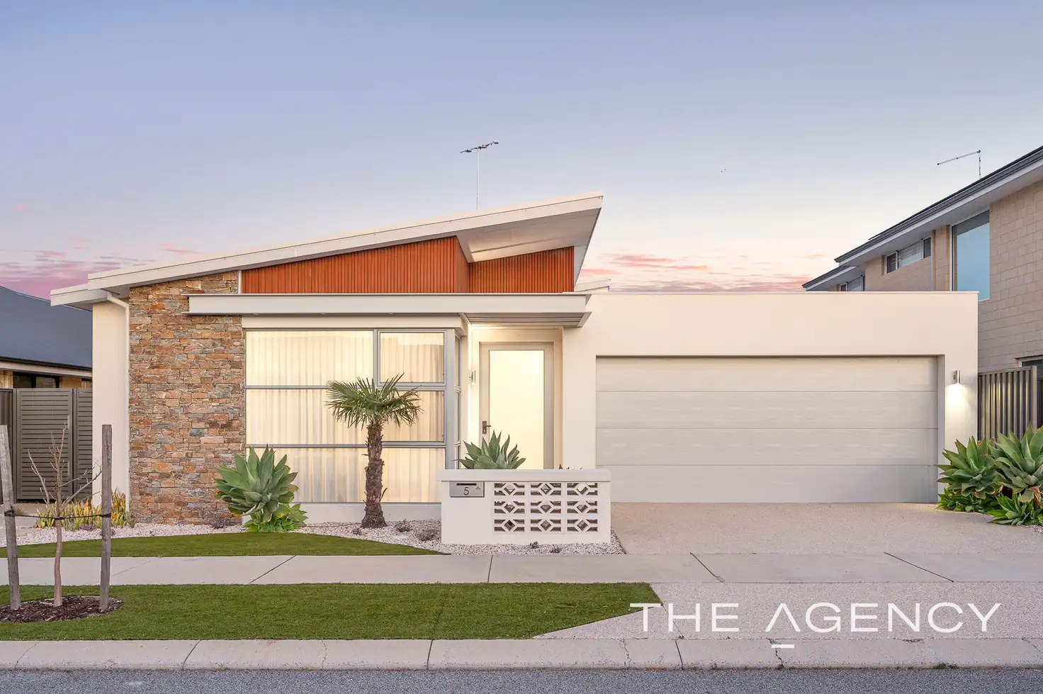 Main view of Homely house listing, 5 Quartz Road, Treeby WA 6164