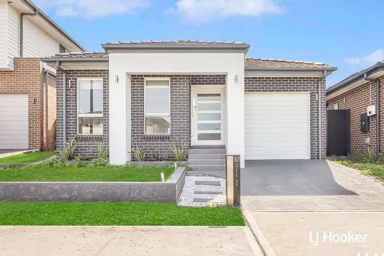 37 Cassie Avenue (Grantham Farm), Riverstone NSW 2765