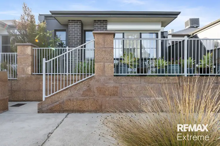 74 Bauer Circle, Banksia Grove WA 6031