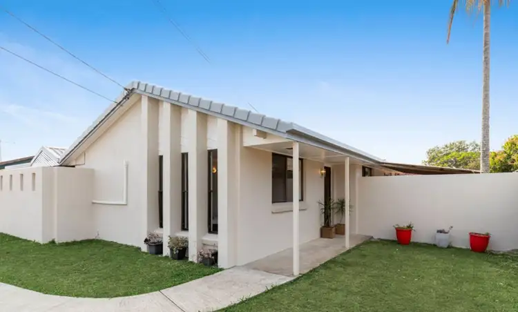 8 Southmore Street, Daisy Hill QLD 4127