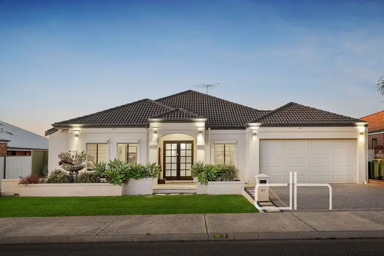 57 Everglades Parade