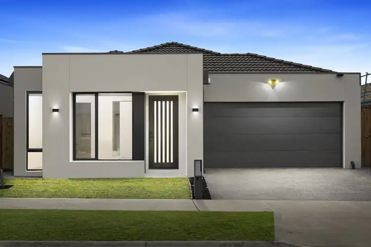 28 Foreshores Drive, Donnybrook VIC 3064