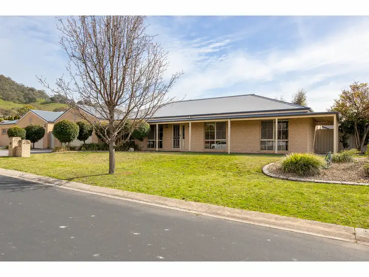 22 Willoughby Avenue, West Wodonga VIC 3690