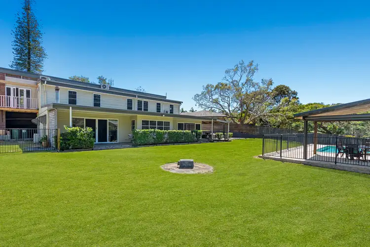 30 Westminster Boulevard, Elanora QLD 4221