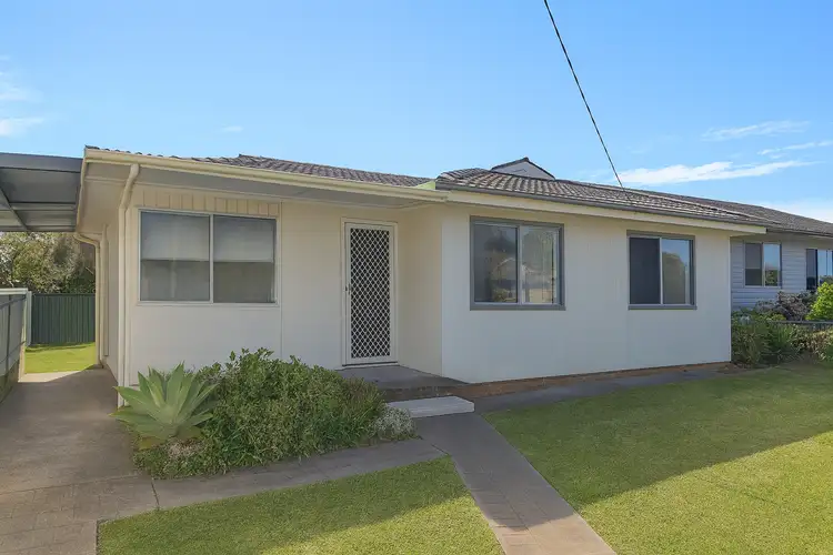 39 Melrose Avenue, Gorokan NSW 2263