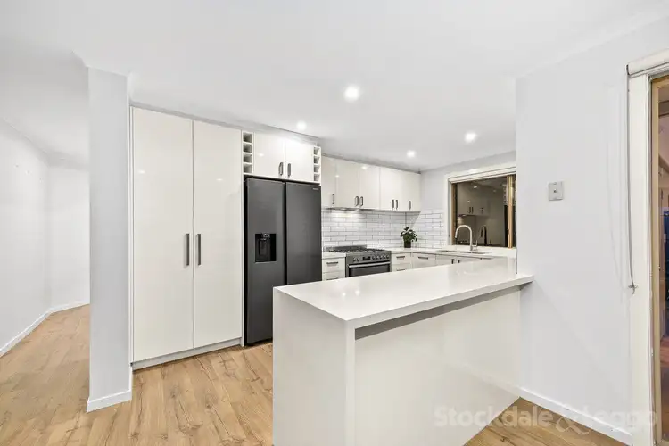 Fourth view of Homely house listing, 16 Godwin Avenue, Narre Warren VIC 3805