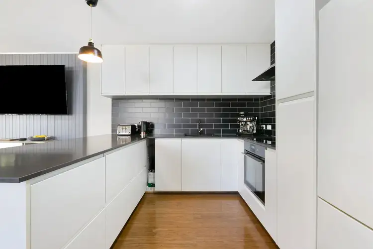 2/3 Kingia Court, Burleigh Heads QLD 4220