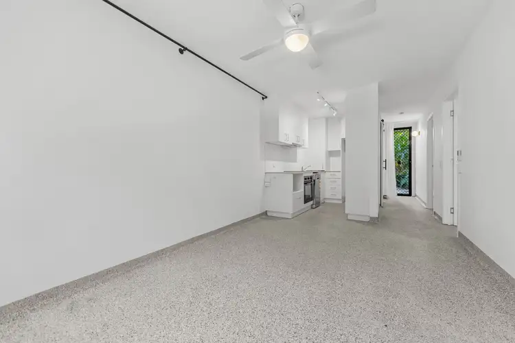 Fifth view of Homely unit listing, 2/5 Westerham Street, Taringa QLD 4068