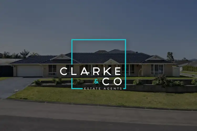 13 Drayton Crescent, Thornton NSW 2322