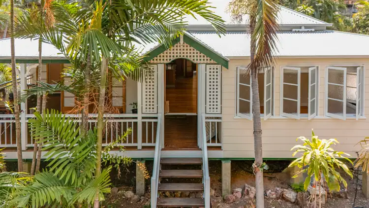1 Craies Street, Castle Hill QLD 4810