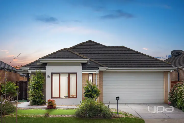 18 Fremantle Close, Point Cook VIC 3030