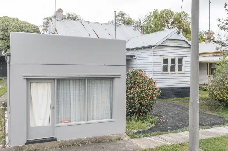 Second view of Homely house listing, 7 Sedgewick Street, Hamilton VIC 3300