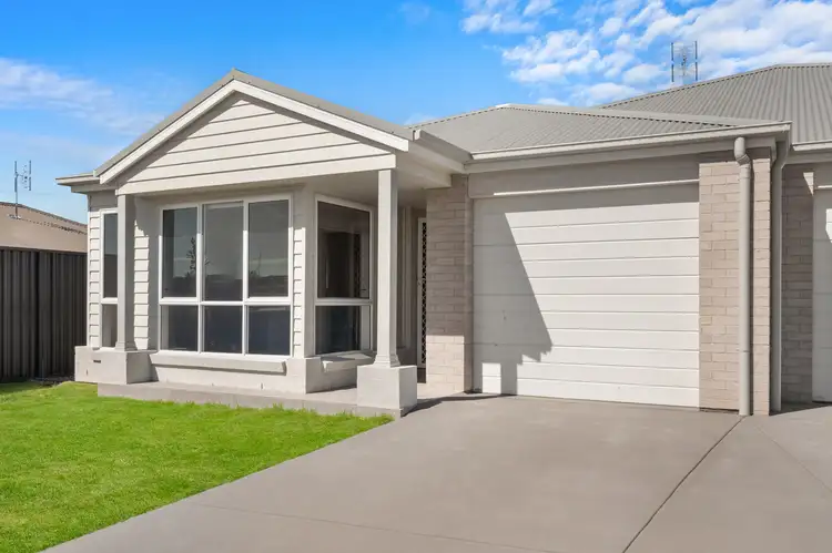 1/3 Stringer Avenue, Gillieston Heights NSW 2321