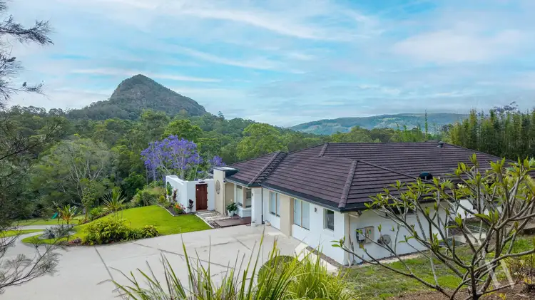 8 Bunderra Way, Cooran QLD 4569