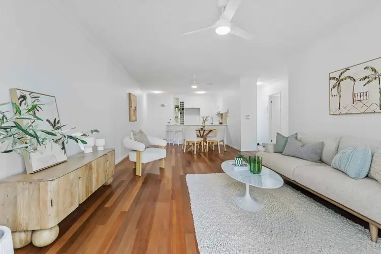 2/29 Seagull Avenue, Mermaid Beach QLD 4218