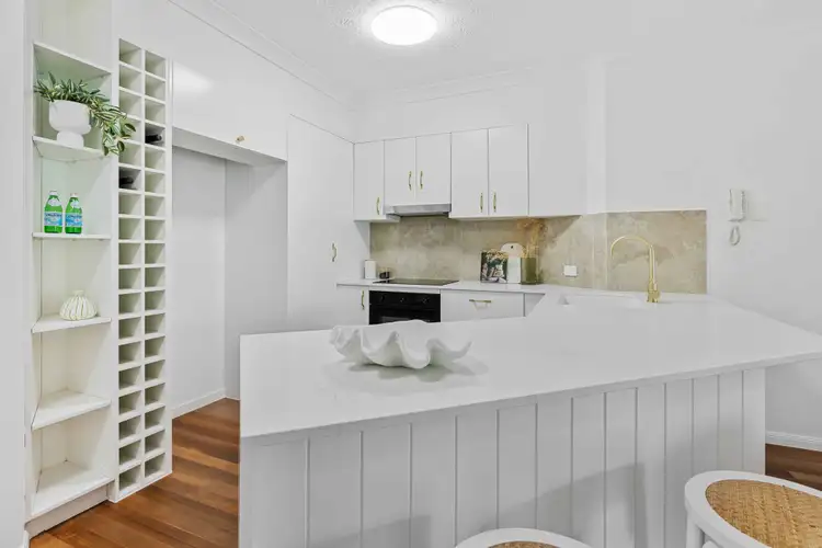 Fourth view of Homely unit listing, 2/29 Seagull Avenue, Mermaid Beach QLD 4218