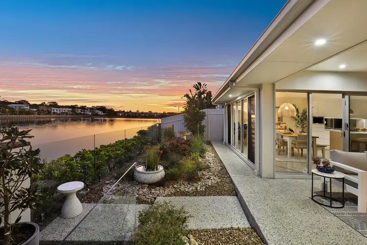8 Buoy Court, Birtinya QLD 4575
