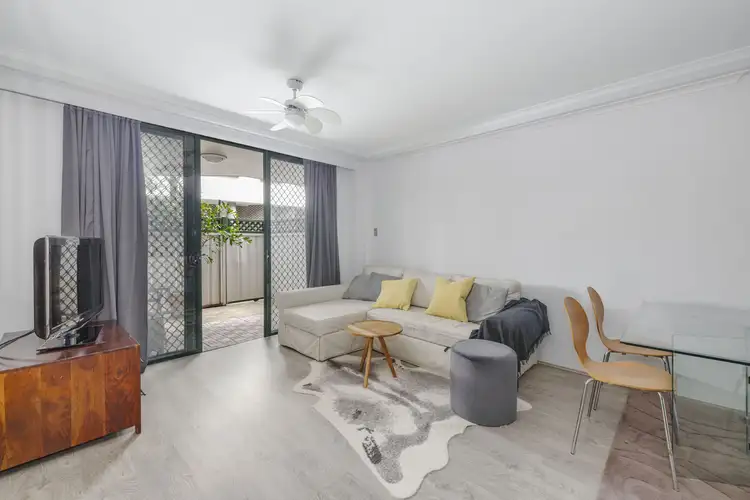 2-26 Wattle Crescent