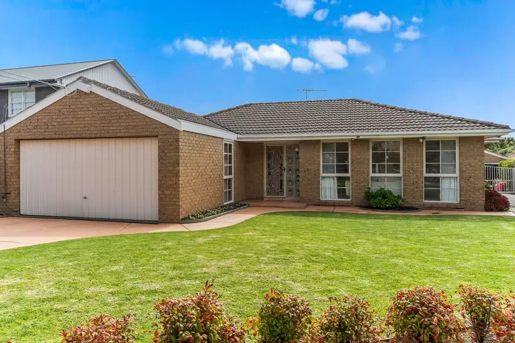1/3 Bader Court, Frankston South VIC 3199