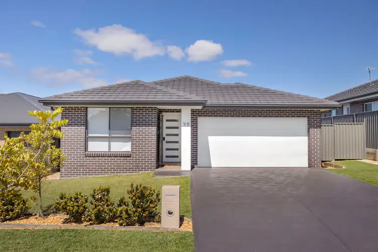 38 Tahmoor Road, Tahmoor NSW 2573