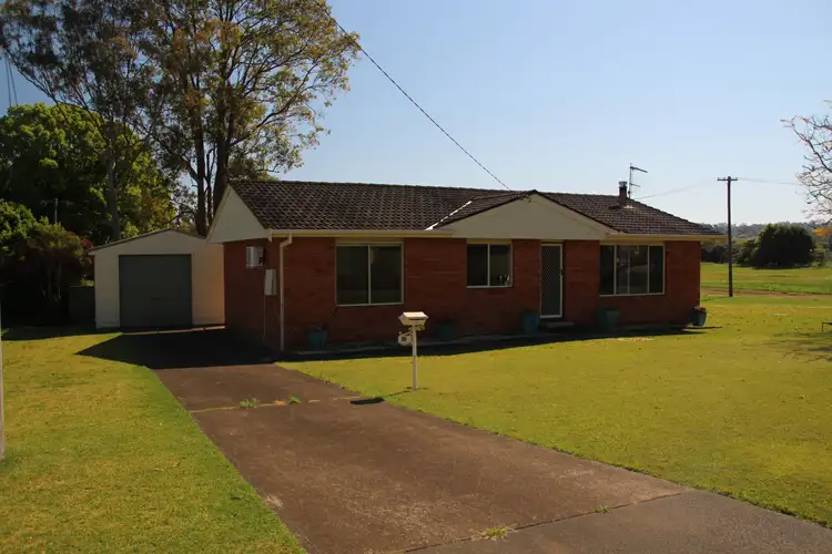 25 Appletree Street, Wingham NSW 2429