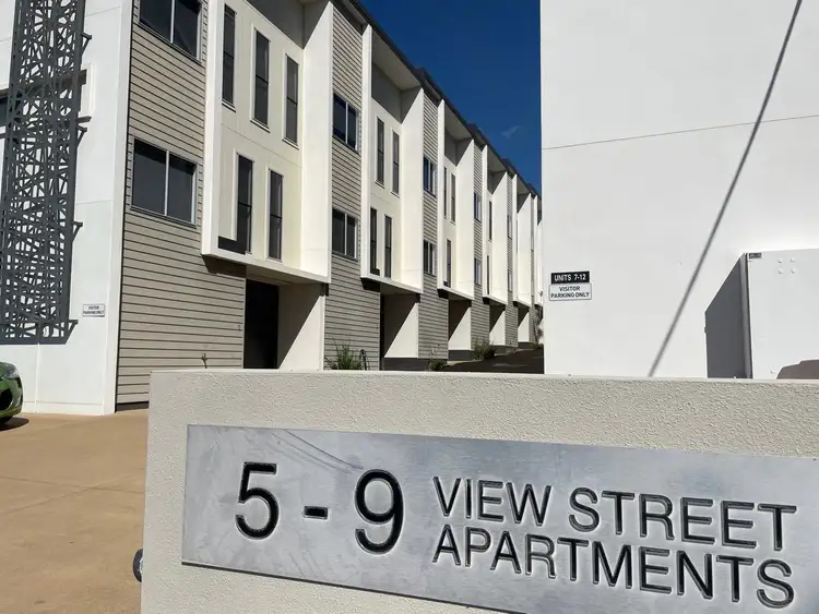 12/7 View Street, West Gladstone QLD 4680
