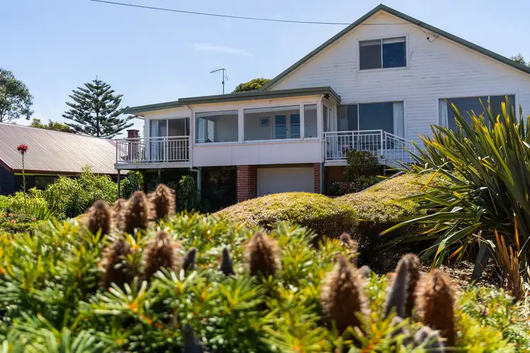 51 Lakeview Avenue, Merimbula NSW 2548