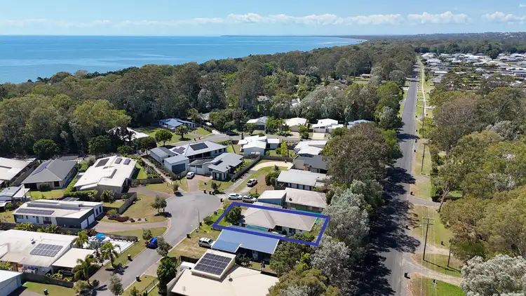 25 Oyster Court, Toogoom QLD 4655
