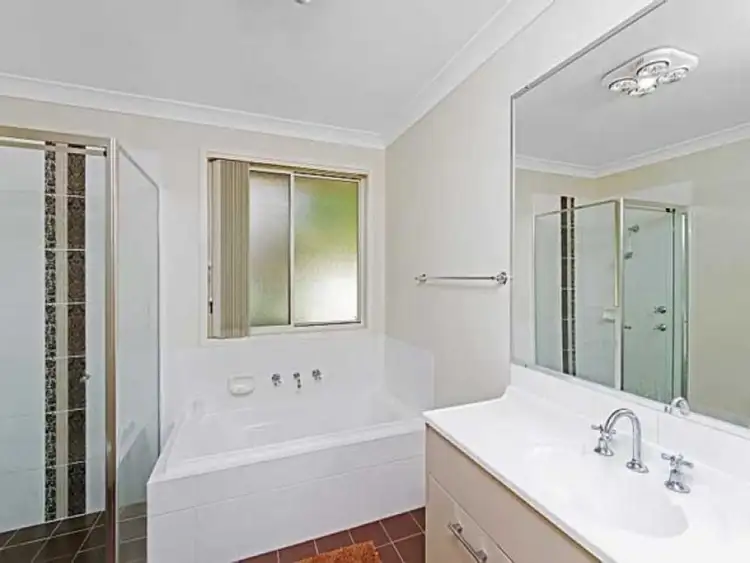 4 Soldiers Point Drive, Norah Head NSW 2263