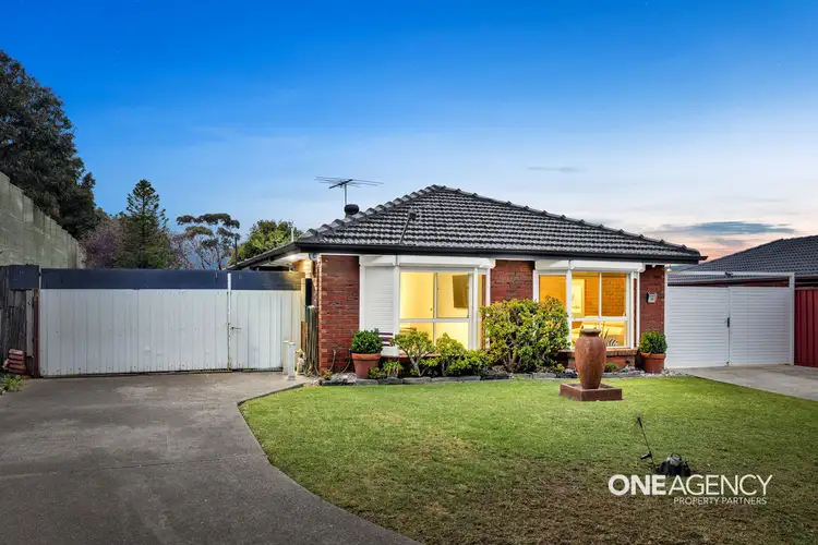 19 Balmoral St South, Altona Meadows VIC 3028