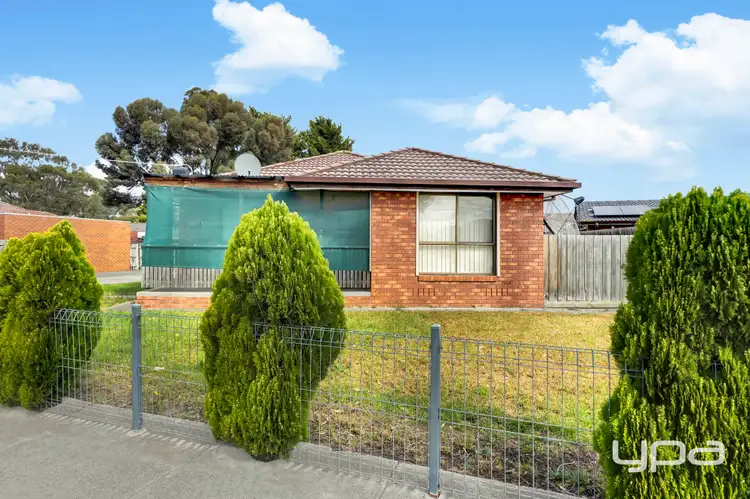 1/3 Riches Street, Dallas VIC 3047