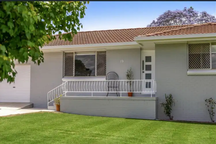 19 Skehan Street, Centenary Heights QLD 4350