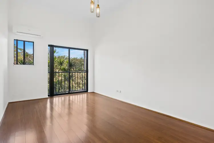 Fifth view of Homely townhouse listing, 2/248 Gladstone Avenue, Mount Saint Thomas NSW 2500
