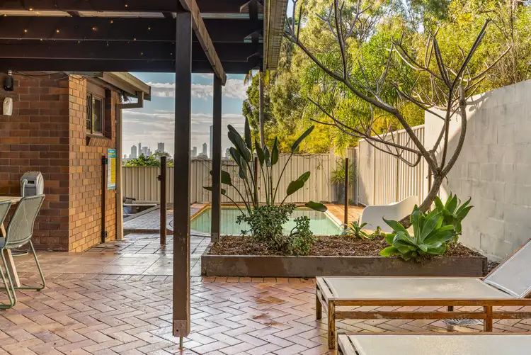 48 Parasol Street, Ashmore QLD 4214