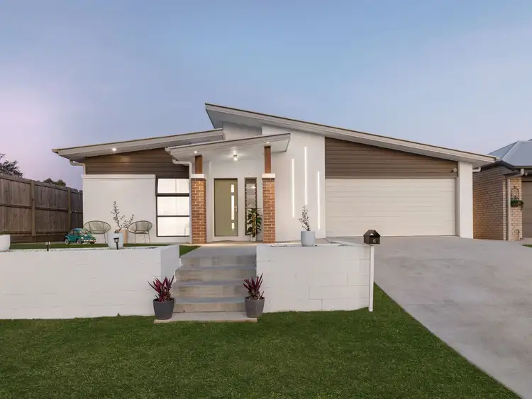 6 Condamine Way, Plainland QLD 4341