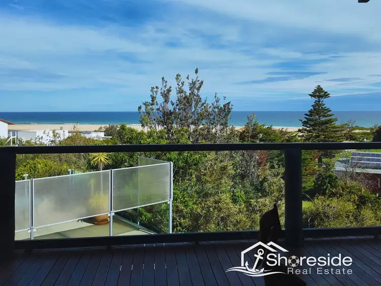 16 Skidale Close, Lake Tyers Beach VIC 3909