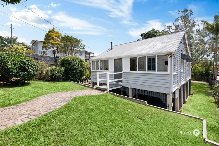 5 Palm Avenue, Holland Park West QLD 4121