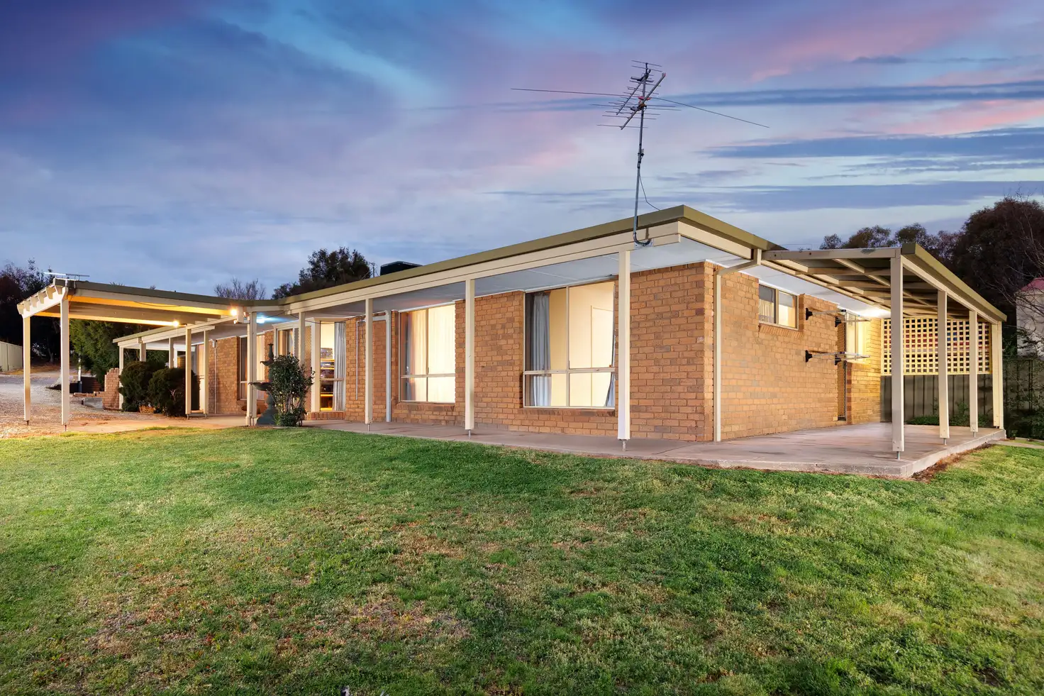 Main view of Homely house listing, 19 Stapleton Court, Wodonga VIC 3690