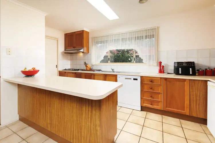 Fifth view of Homely house listing, 19 Stapleton Court, Wodonga VIC 3690