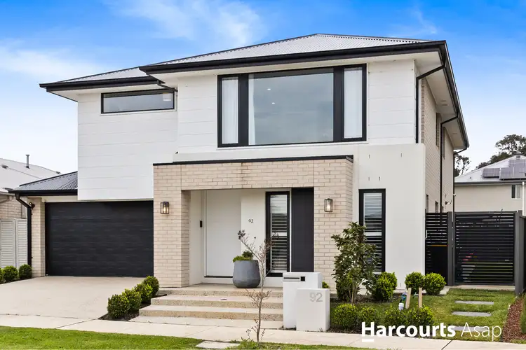 92 Positano Circuit, Berwick VIC 3806
