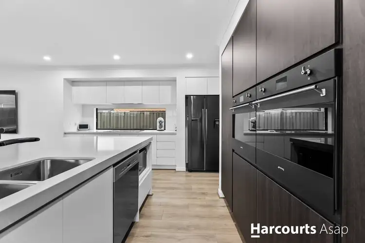 Fourth view of Homely house listing, 92 Positano Circuit, Berwick VIC 3806