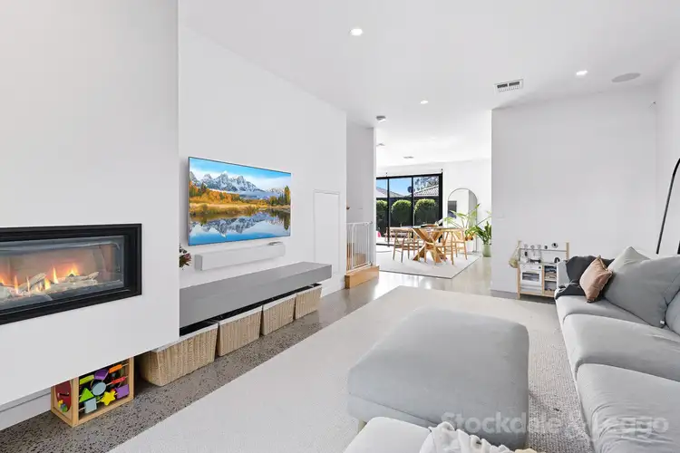 Fourth view of Homely townhouse listing, 2/38 Renwick Road, Ferntree Gully VIC 3156