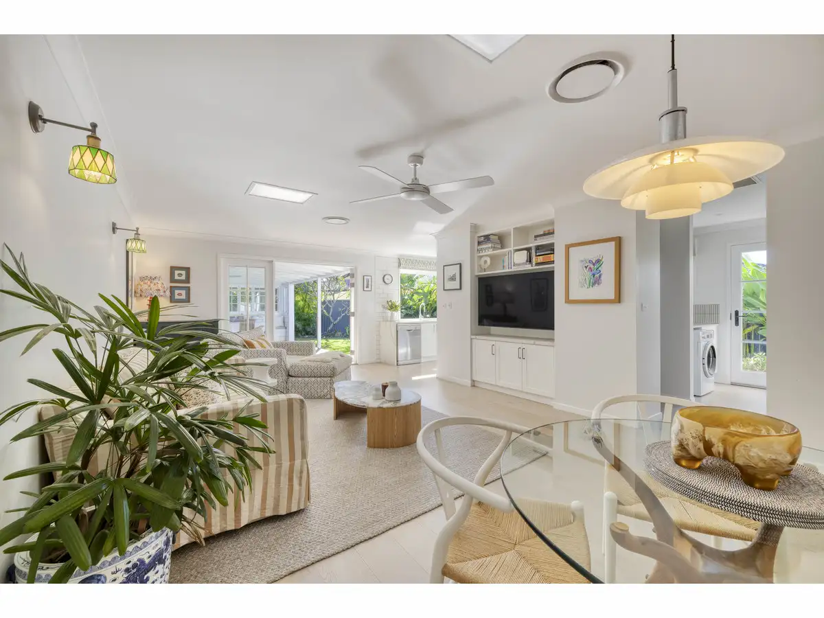 Main view of Homely apartment listing, 2/10 Pheasant Court, Miami QLD 4220