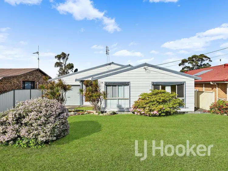 16 Kingsford Smith Crescent, Sanctuary Point NSW 2540