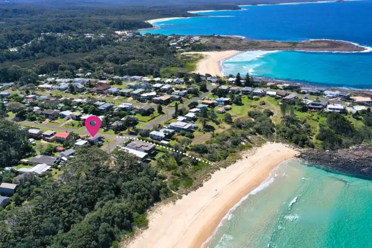 17 Malibu Drive, Bawley Point NSW 2539