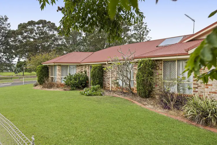 7 Nicola Street, Middle Ridge QLD 4350