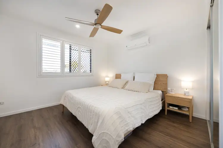 Fourth view of Homely unit listing, 4/18 Peter Parade, Mermaid Waters QLD 4218