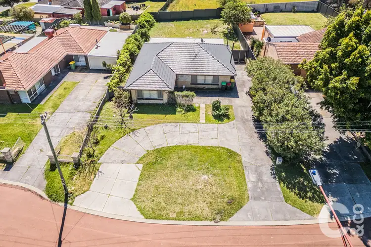 37 Sulphur Road, Orelia WA 6167