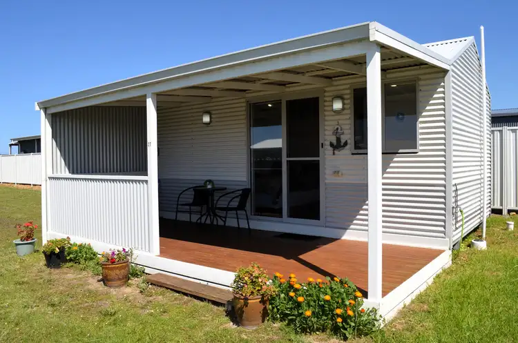 27 McGlade Close, Bremer Bay WA 6338